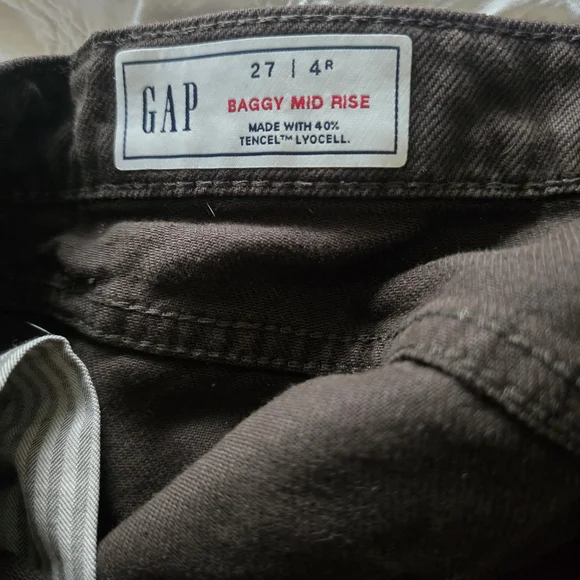 GAP Women's Dark Wide-Leg Jeans - Picture 2 of 2